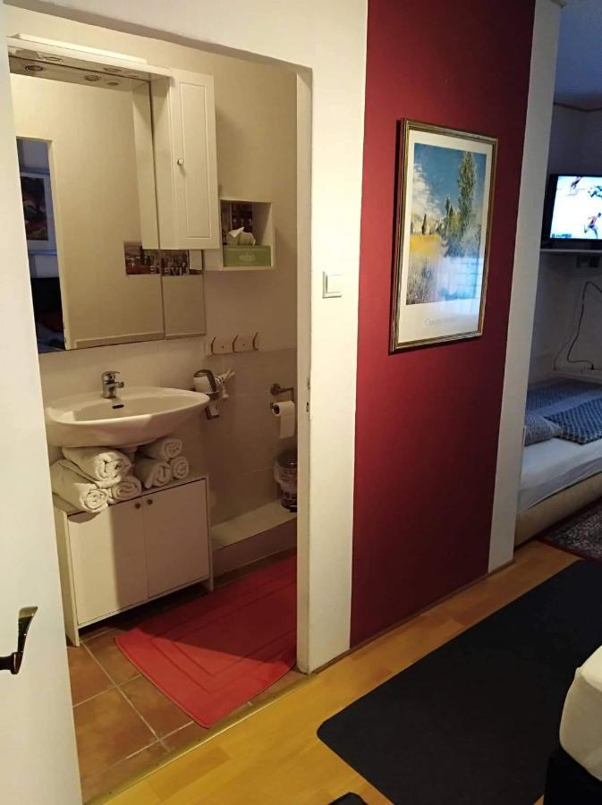 Hotel Garni "Adria" Windhagen Luaran gambar